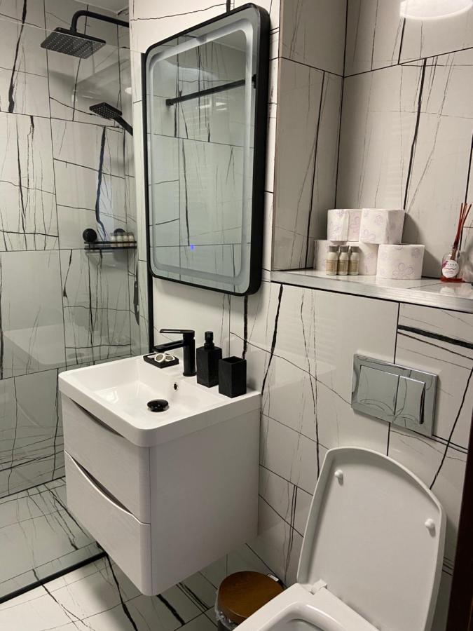 Apartament Eve Câmpulung Moldovenesc エクステリア 写真